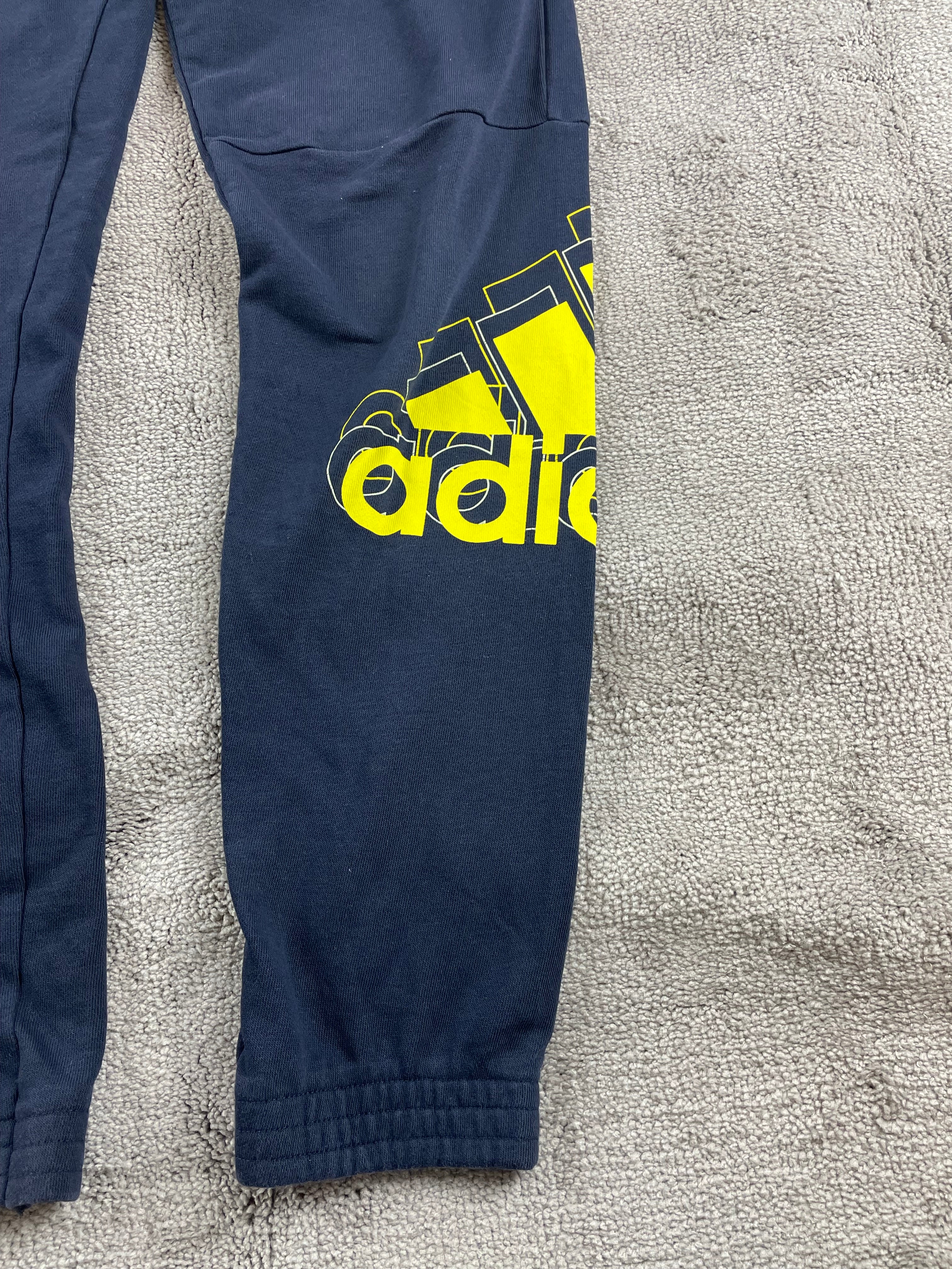 Adidas Melegítő (11-12y)