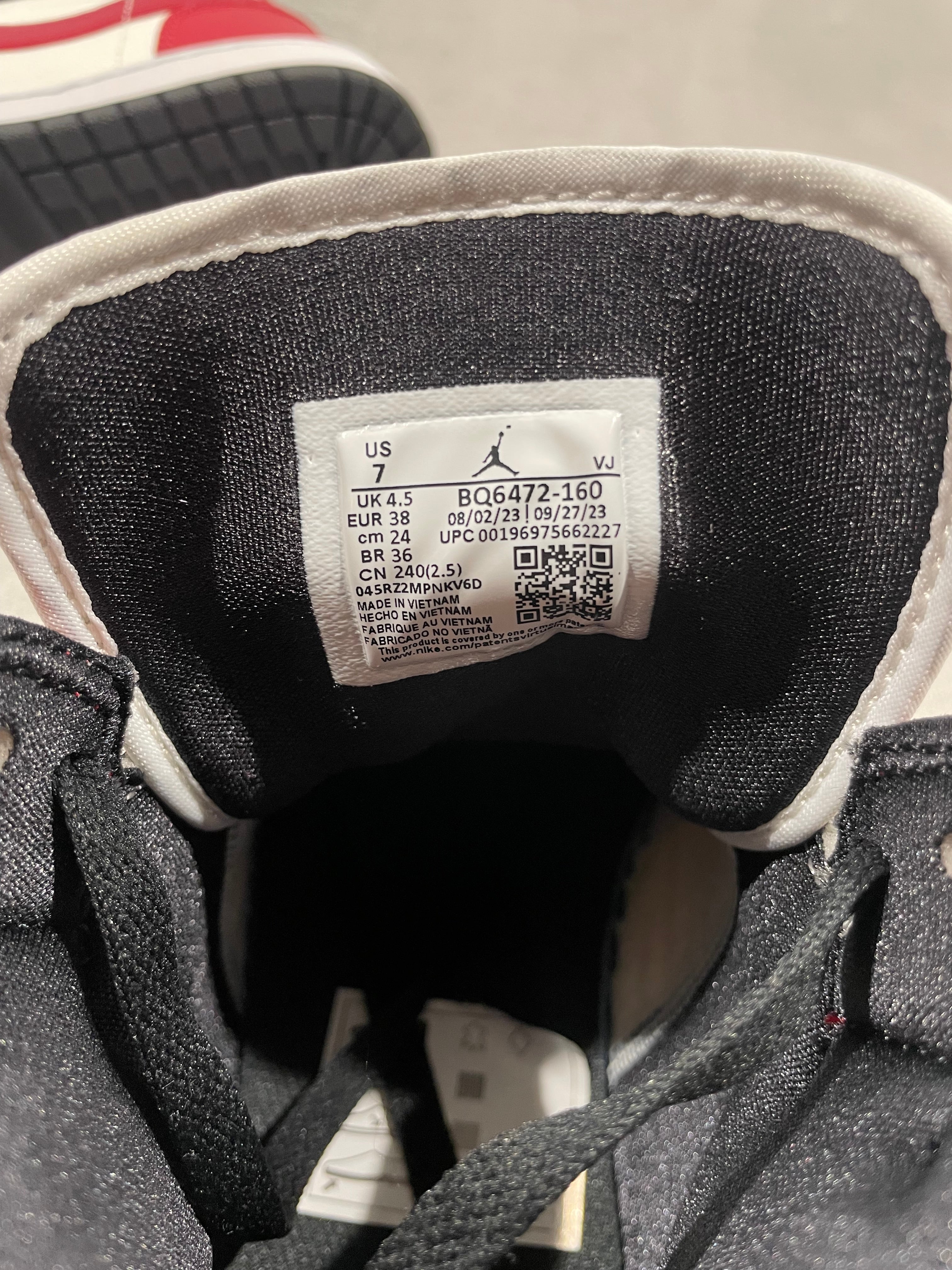 Nike Air Jordan 1 High (új)