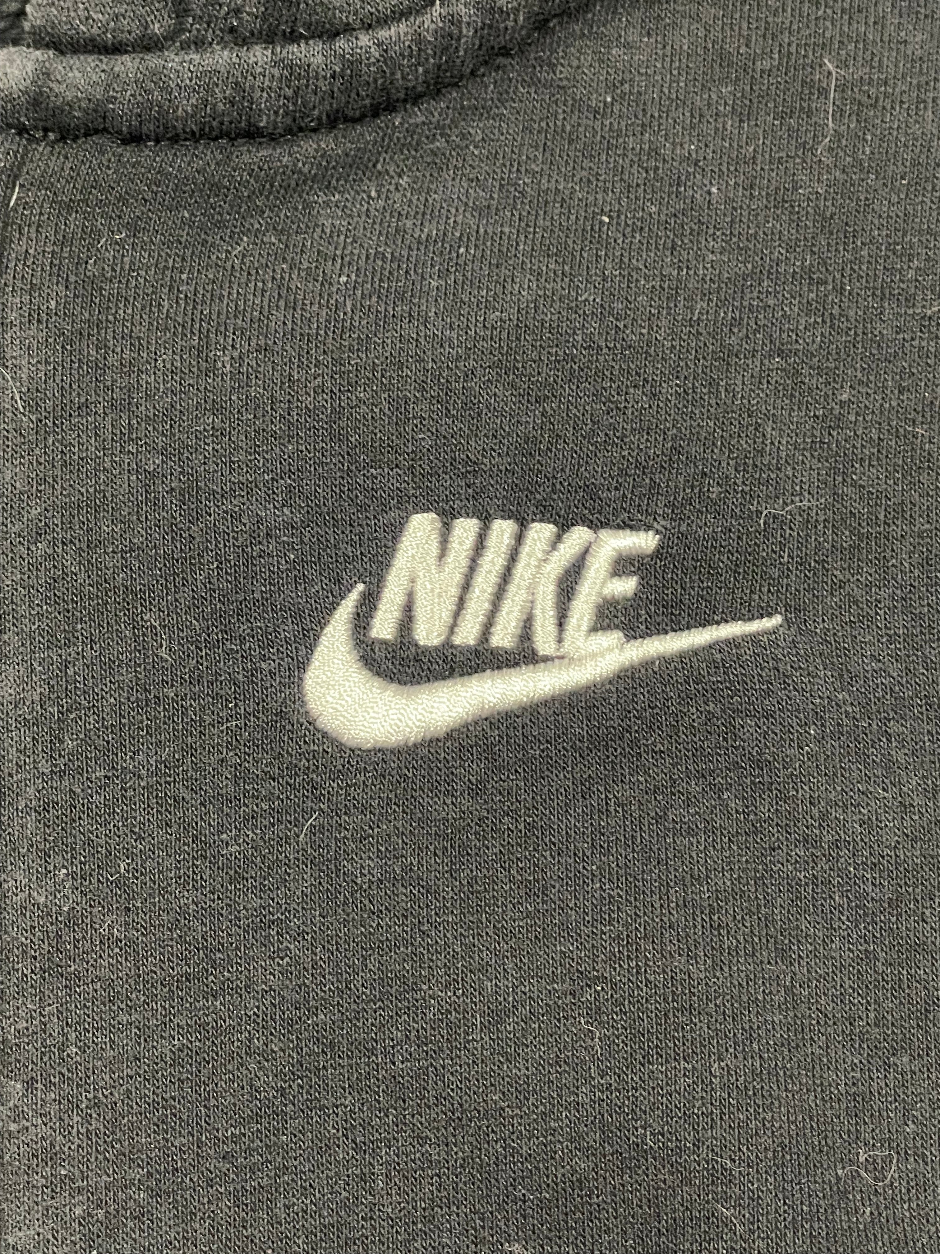 Nike Cipzáras (147-158 cm)