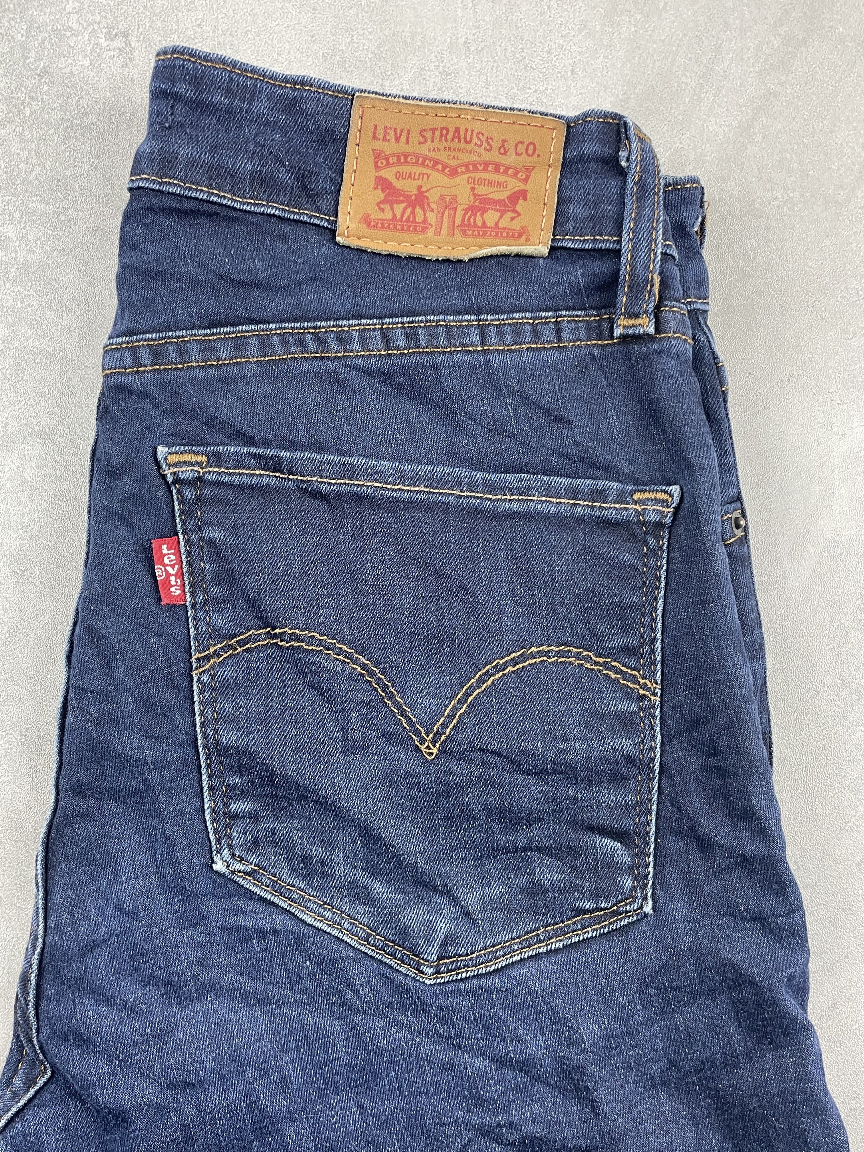 Levi’s 721 Farmer Női 28