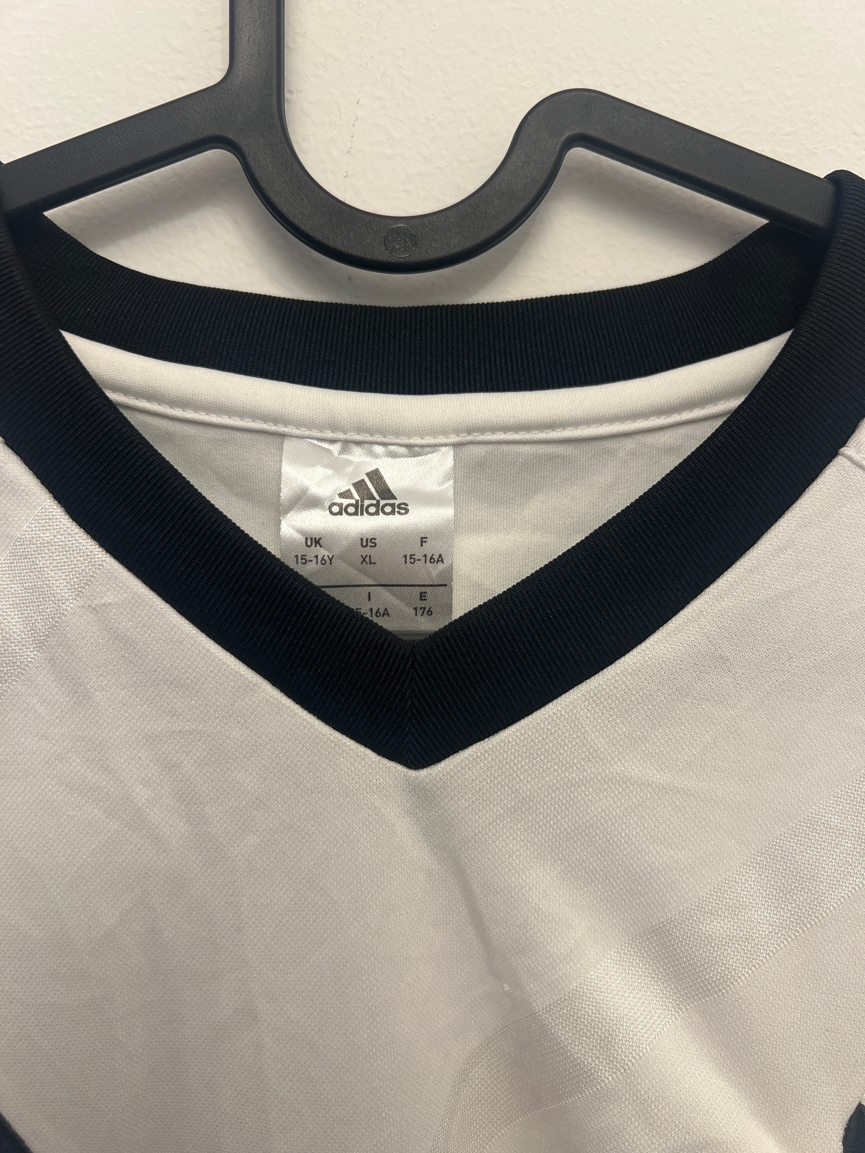 Adidas Póló Gyermek (15-16y)