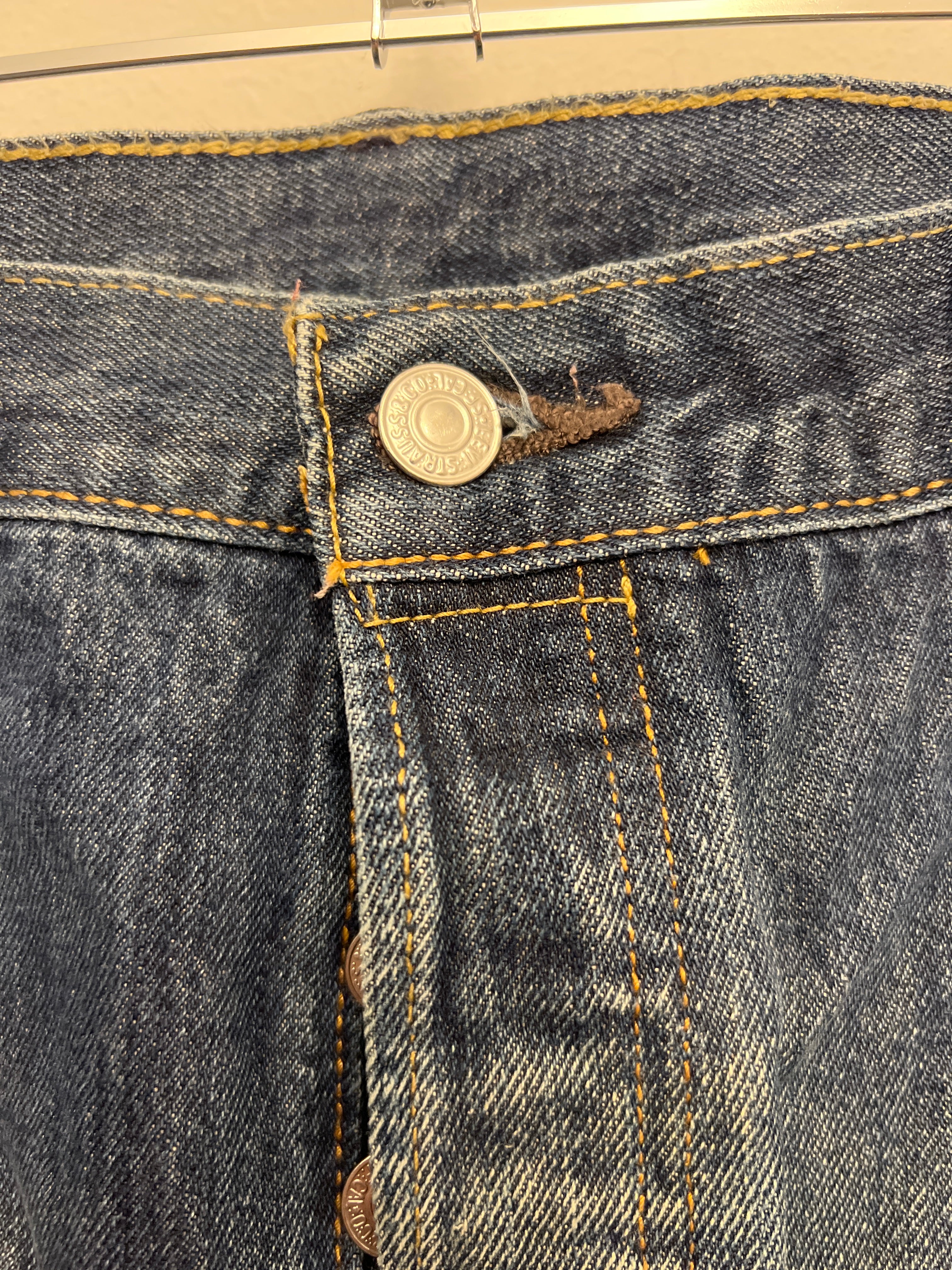 Levi's 501 Farmer 42/32