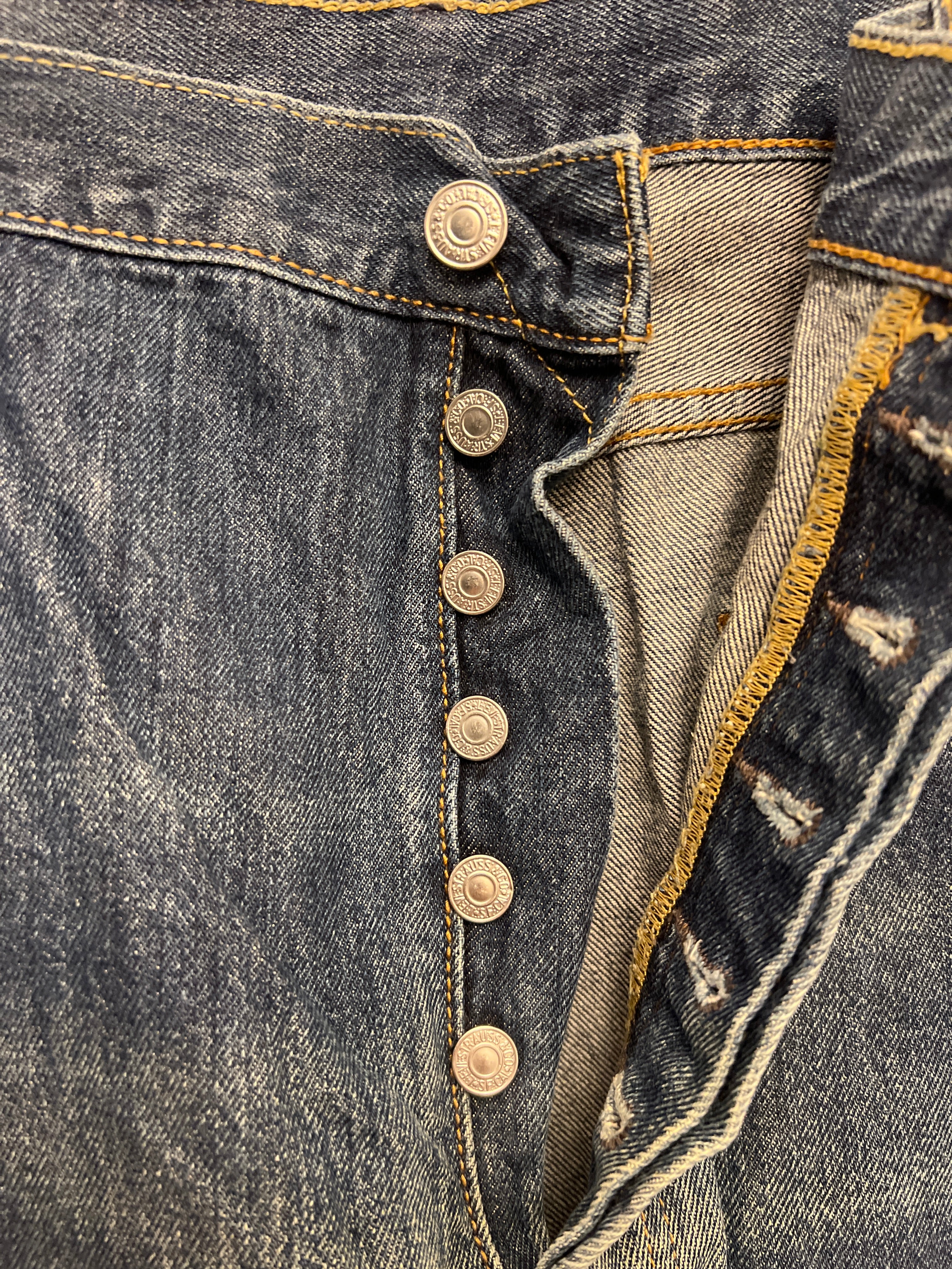 Levi's 501 Farmer 42/32